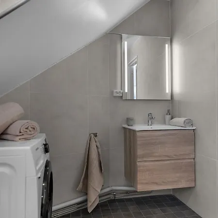 Lovely City Center Apartment With Amazing Views And Free Parking! Tromso Exterior photo