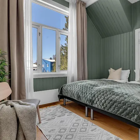Lovely City Center Apartment With Amazing Views And Free Parking! Tromso Exterior photo