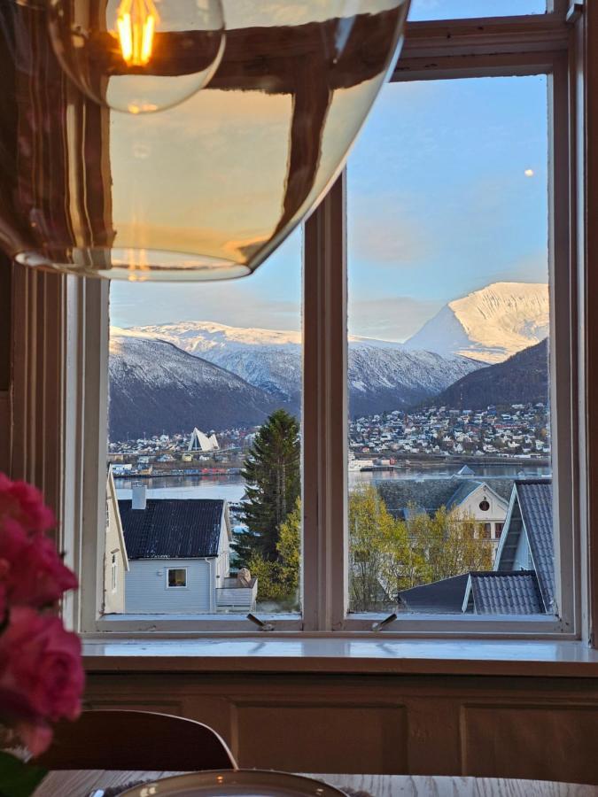 Lovely Center With Amazing Views And Free Parking! *