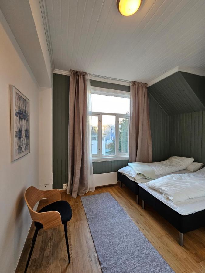 Lovely Center With Amazing Views And Free Parking!