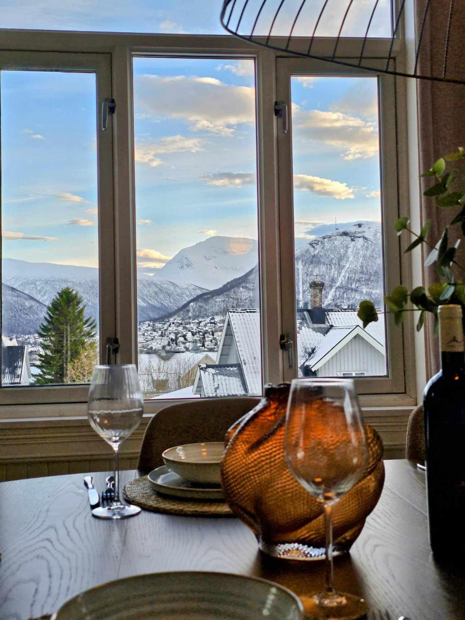 Appartamento Lovely Center With Amazing Views And Free Parking! *