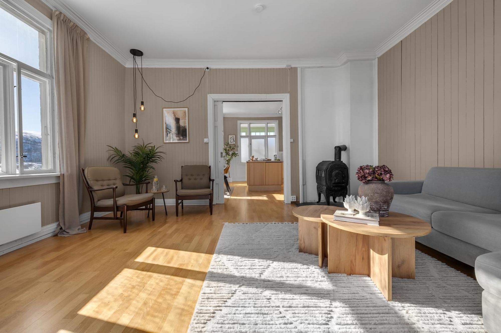 Lovely Center With Amazing Views And Free Parking! Appartamento *