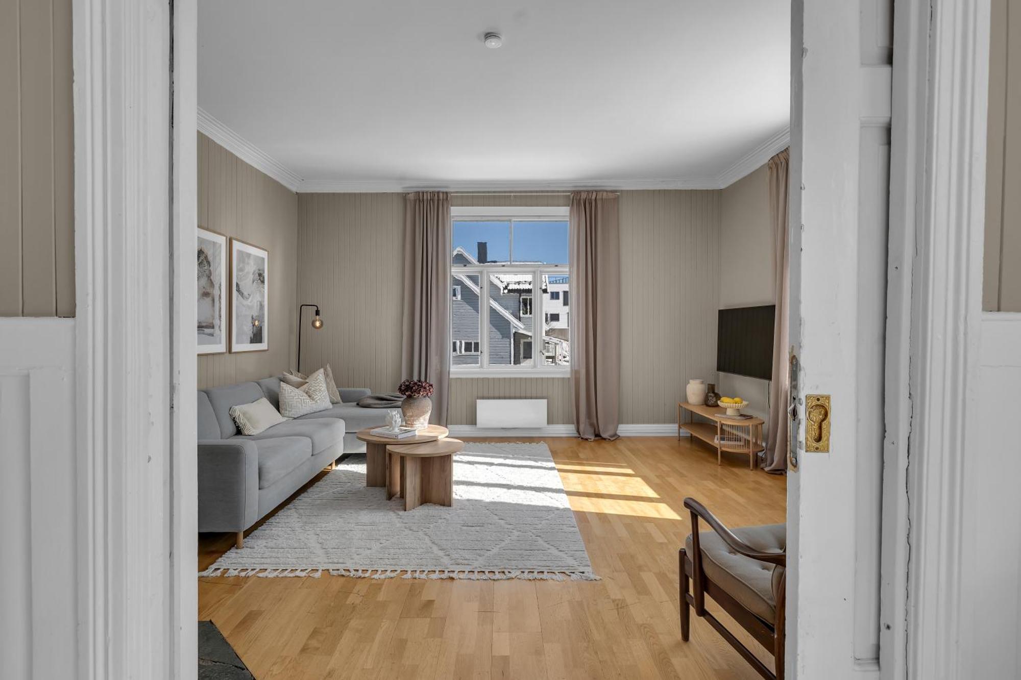Lovely Center With Amazing Views And Free Parking! Appartamento *