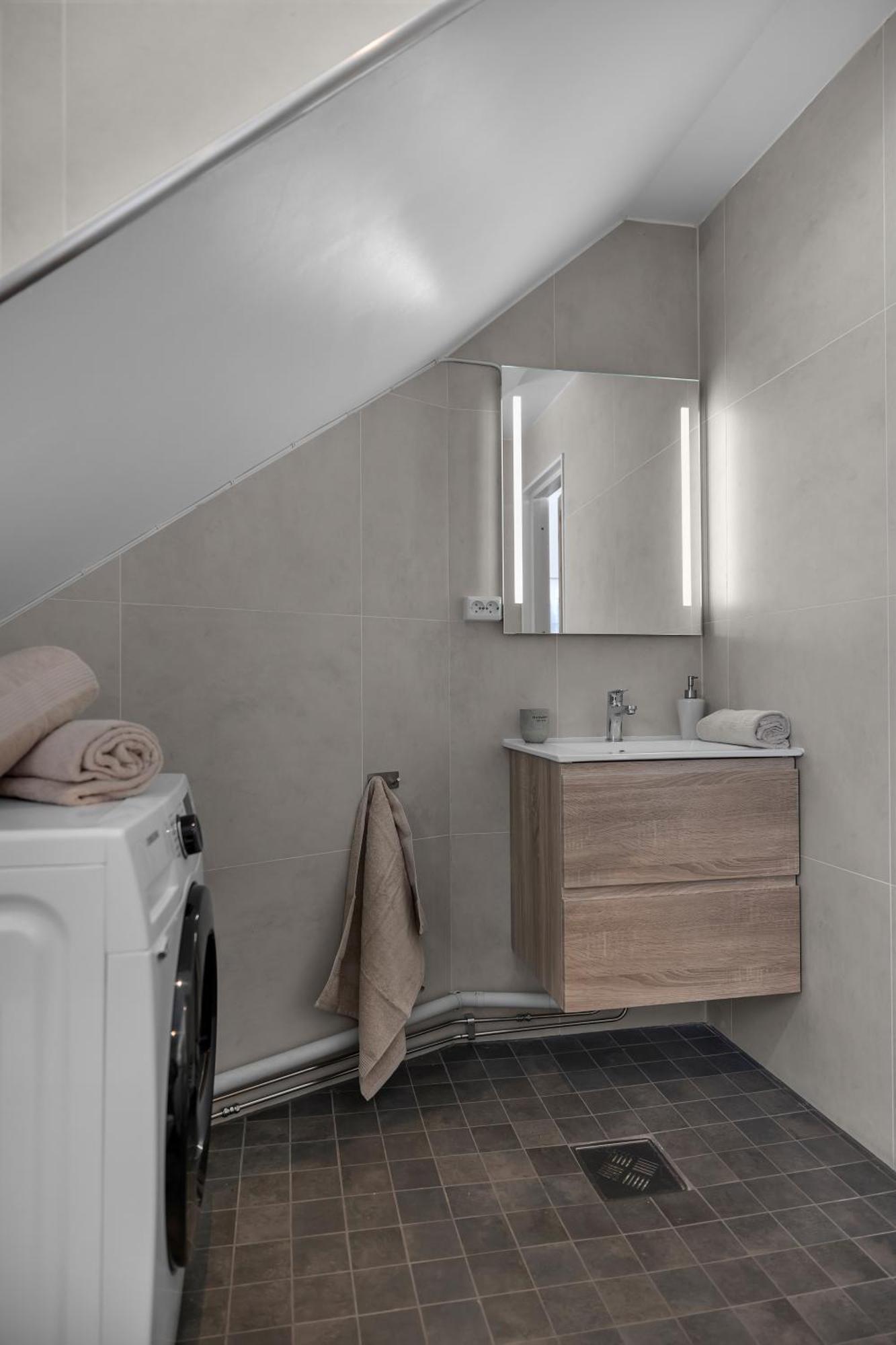 Lovely Center With Amazing Views And Free Parking! * Tromsø